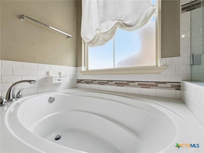 Building Photo - 3507 Rusack Dr