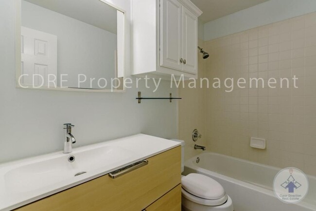 Building Photo - 1211 Limestone Creek Dr