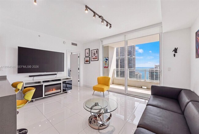 Building Photo - 1080 Brickell Ave