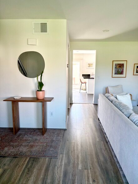 Building Photo - 2520 Via Esparto