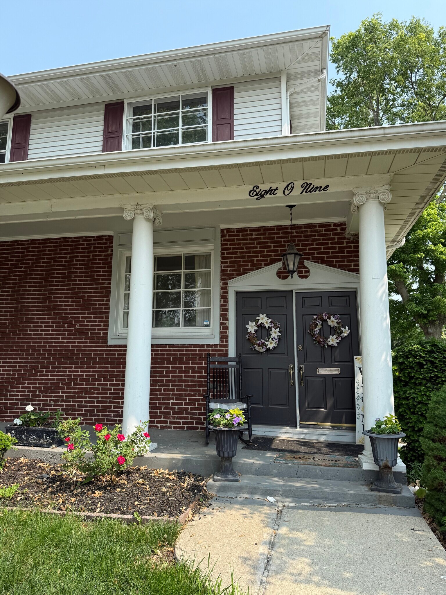 Building Photo - 809 Croghan Ave