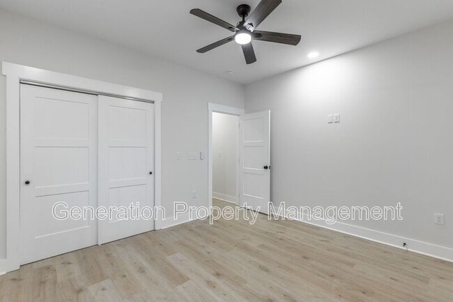 Building Photo - 1124 Garfield St