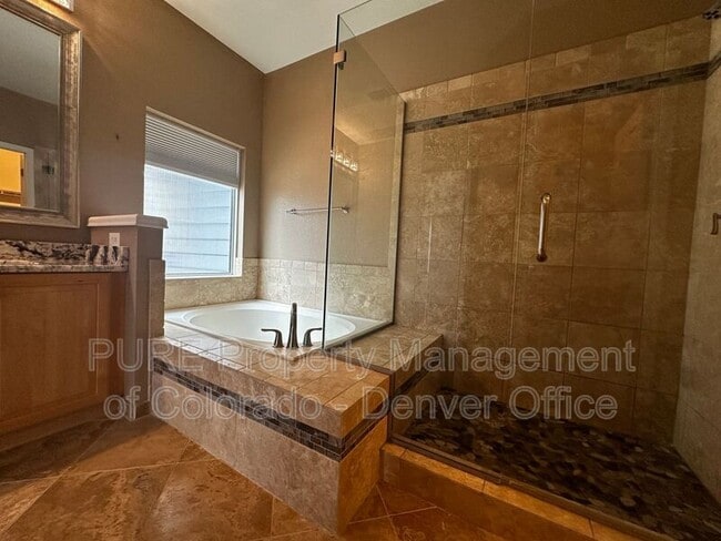 Building Photo - 8602 S Mallard Pl