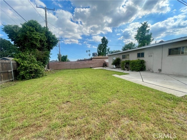 Building Photo - 538 N Fuchsia Ave