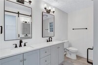 Building Photo - 6234 Culver Dr