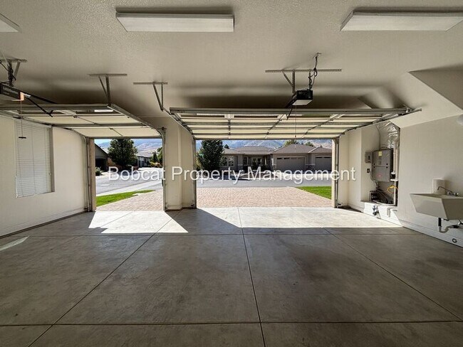 Building Photo - 1360 Turner Ct