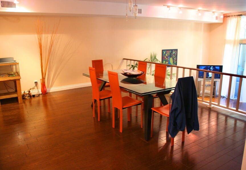 Dinning Area - 5266 Lindley Ave
