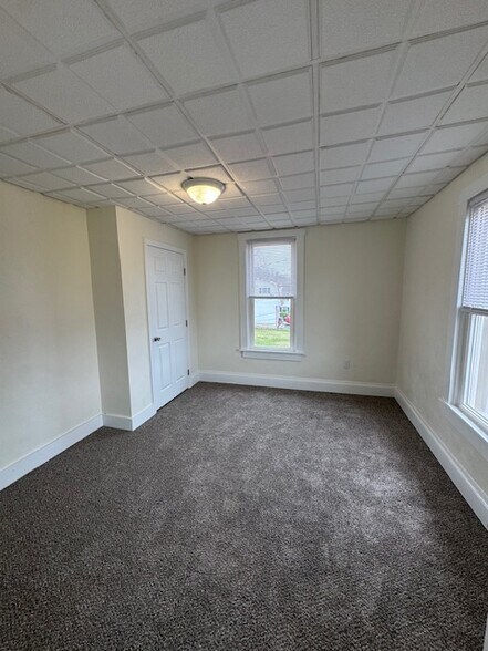 Building Photo - 2020 Atlantis Dr