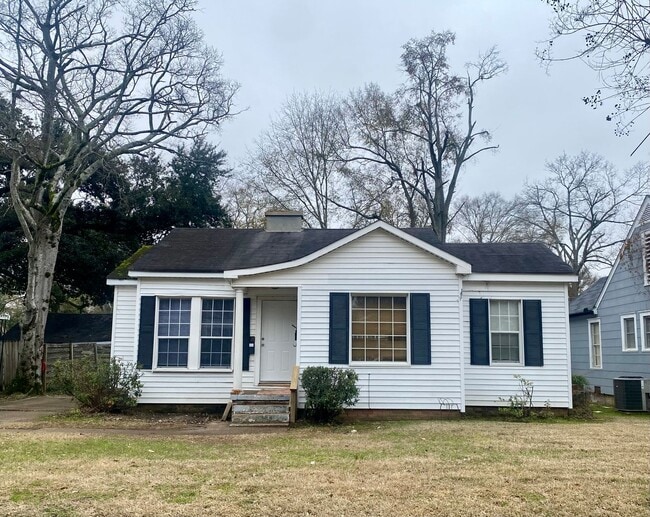 Building Photo - Charming 2-Bedroom Duplex for Lease – South Highlands