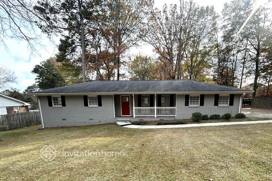 Primary Photo - 1589 Mary Lou Ln SE