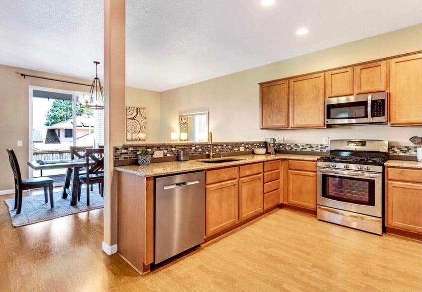 Building Photo - 2089 SW 33rd St