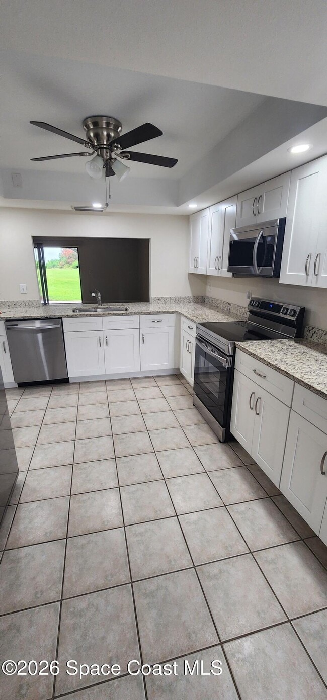 Building Photo - 441 N Harbor City Blvd