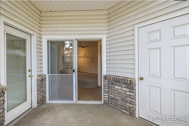 Building Photo - 950 52nd Ave Ct