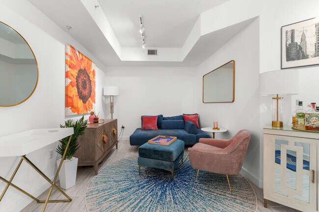 Building Photo - 255 NE 3rd Ave