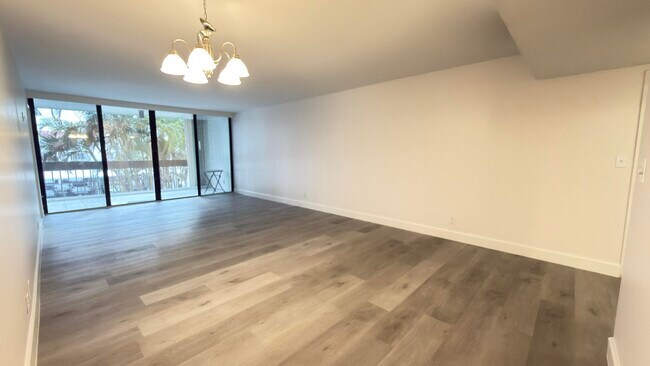 Building Photo - 2000 Presidential Way