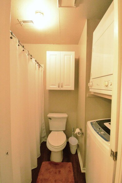 Building Photo - 6027 Wood Pass