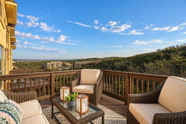 Building Photo - 216 Sunrise Ridge Cove