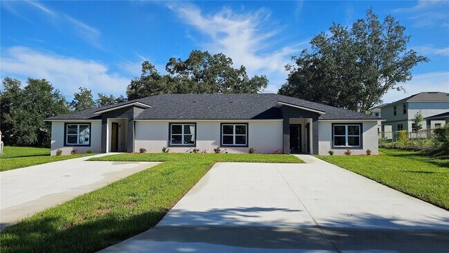 Building Photo - 604 Lime Ave