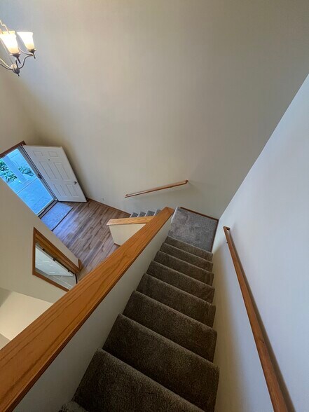 Building Photo - 8743 Remi Dr
