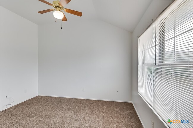 Building Photo - 4005 Doraine Ct