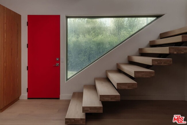 Building Photo - 340 Indiana Ave