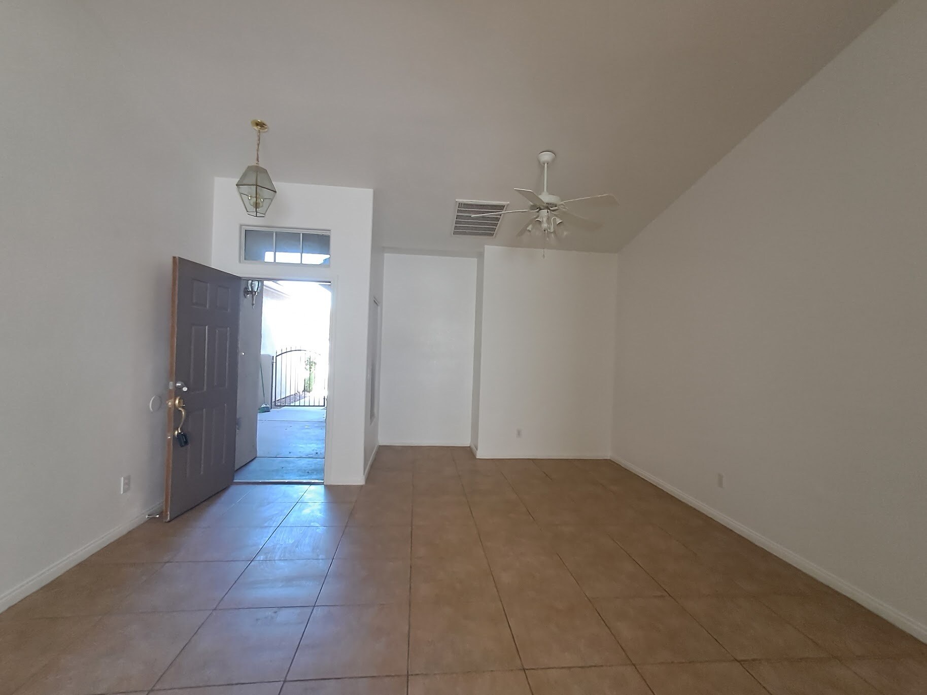 Building Photo - 2642 Sunday Grace Dr