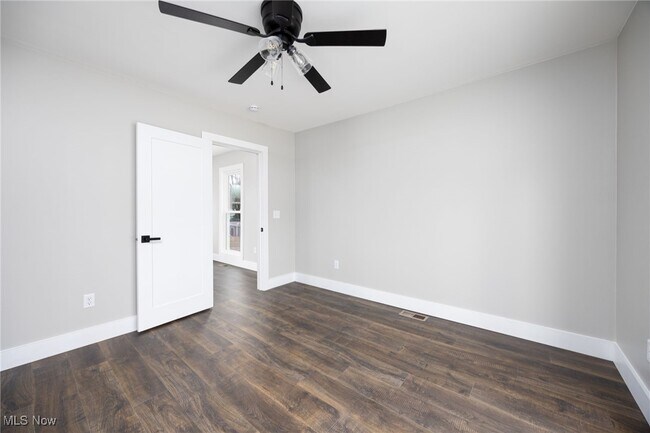 Building Photo - 3101 Wagoner St