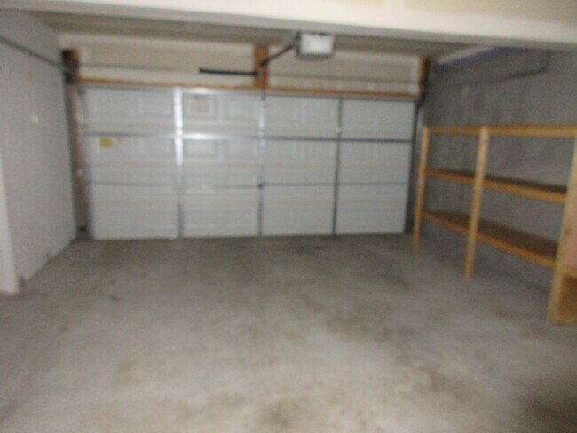 Building Photo - 469 Rolkin Rd