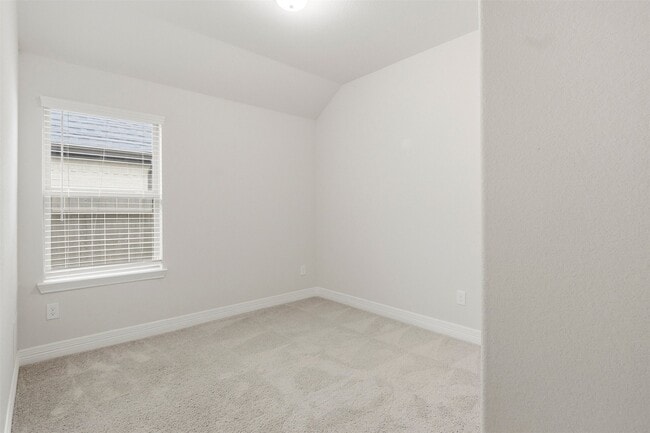 Building Photo - 40704 Guillemont Ln