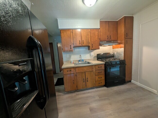 Building Photo - 2456 Wieck Dr