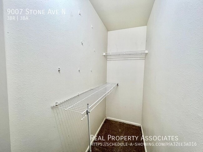 Building Photo - 9007 Stone Ave N