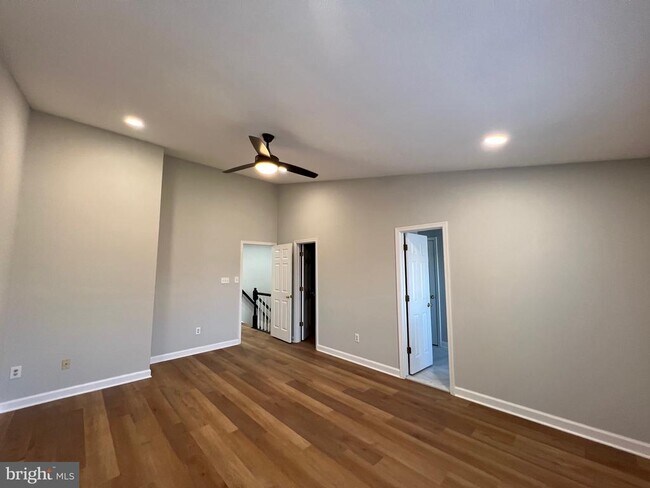 Building Photo - 4131 Bancroft Ln