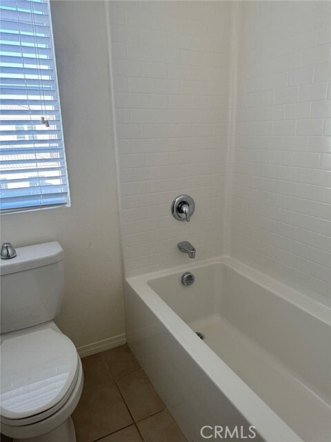 Building Photo - 3165 E Olympic Dr