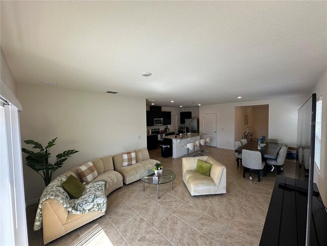 Building Photo - 2499 Taloncrest Ct