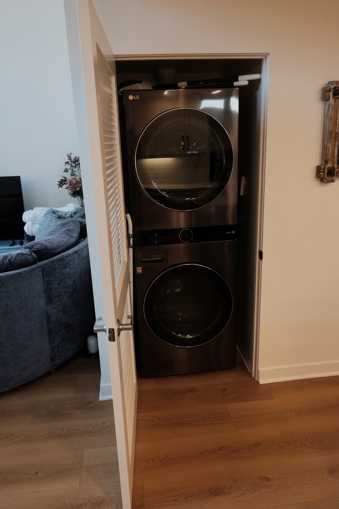 Building Photo - 13045 Pacific Promenade