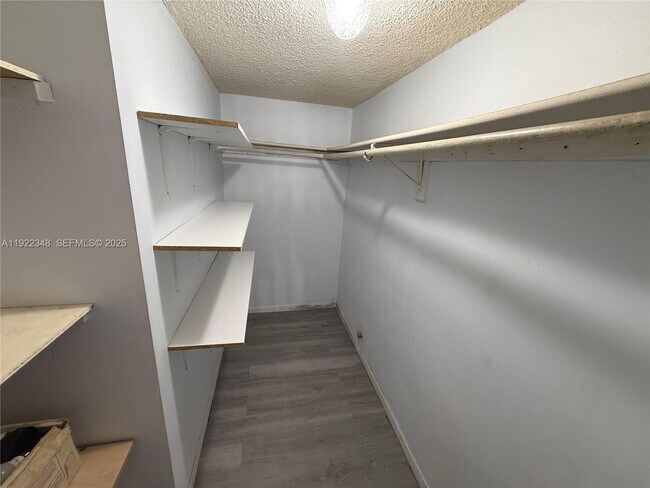 Building Photo - 7355 W 4th Ave