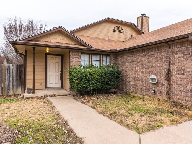 Building Photo - 9204 Sedgemoor Trail