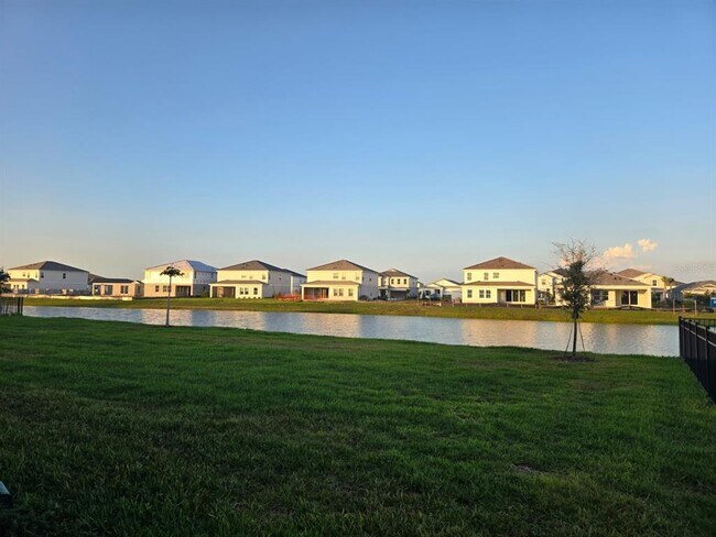 Building Photo - 17841 Gulf Rnch Pl