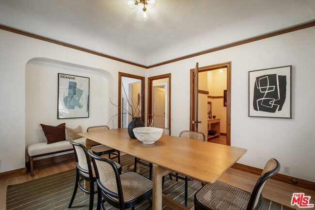 Building Photo - 4405 Clarissa Ave