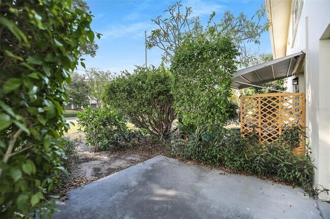 Building Photo - 4570 Overlook Dr NE