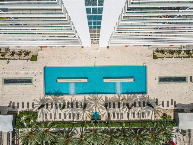 Building Photo - 50 Biscayne Blvd