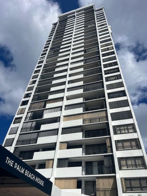 Primary Photo - 5600 N Flagler Dr