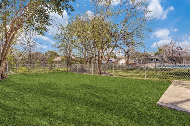 Building Photo - 5416 Eastside Ave