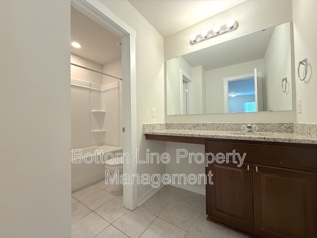 Building Photo - 706 Anglin Forest Way