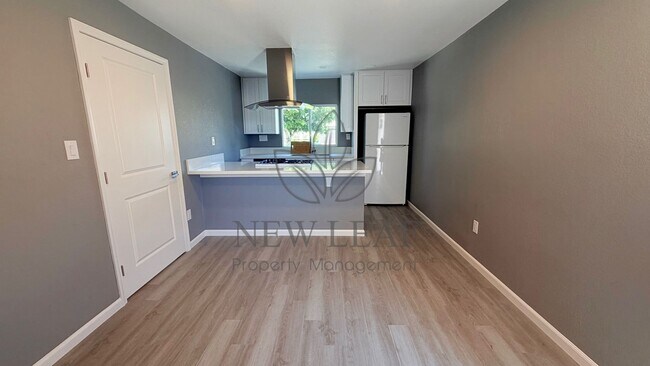 Building Photo - 17071 Holguin Ct