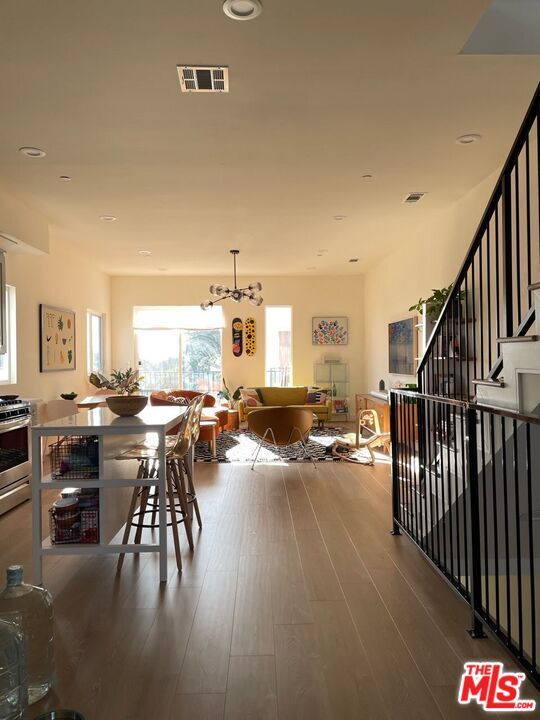 Building Photo - 2406 S Dunsmuir Ave