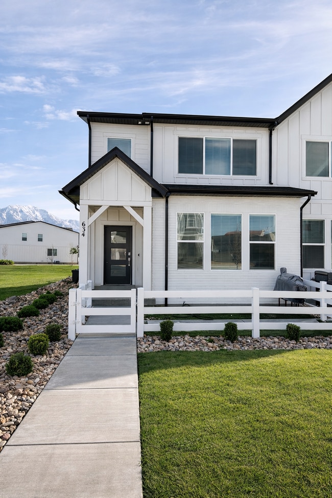 Building Photo - 634 W 1370 S