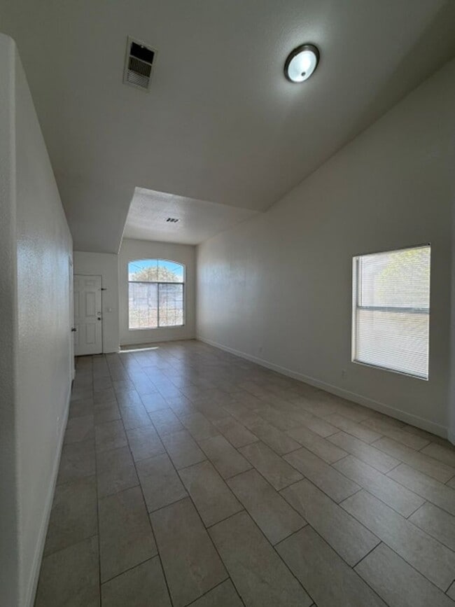 Building Photo - 3433 Golden Sage