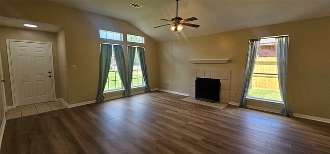 Building Photo - 10538 Twin Circles Dr