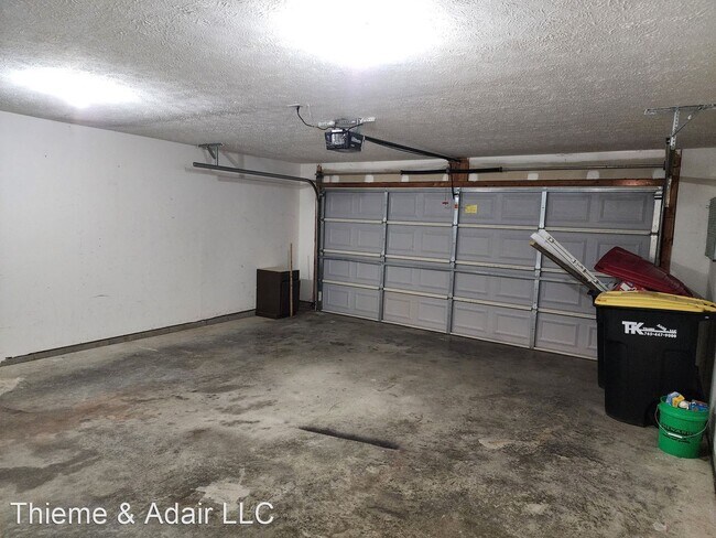 Building Photo - 3 br, 2 bath House - 209 Dryer Dr